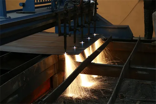 Поставка фабрикой стальных конструкций, огнестойких панелей, строительных материалов